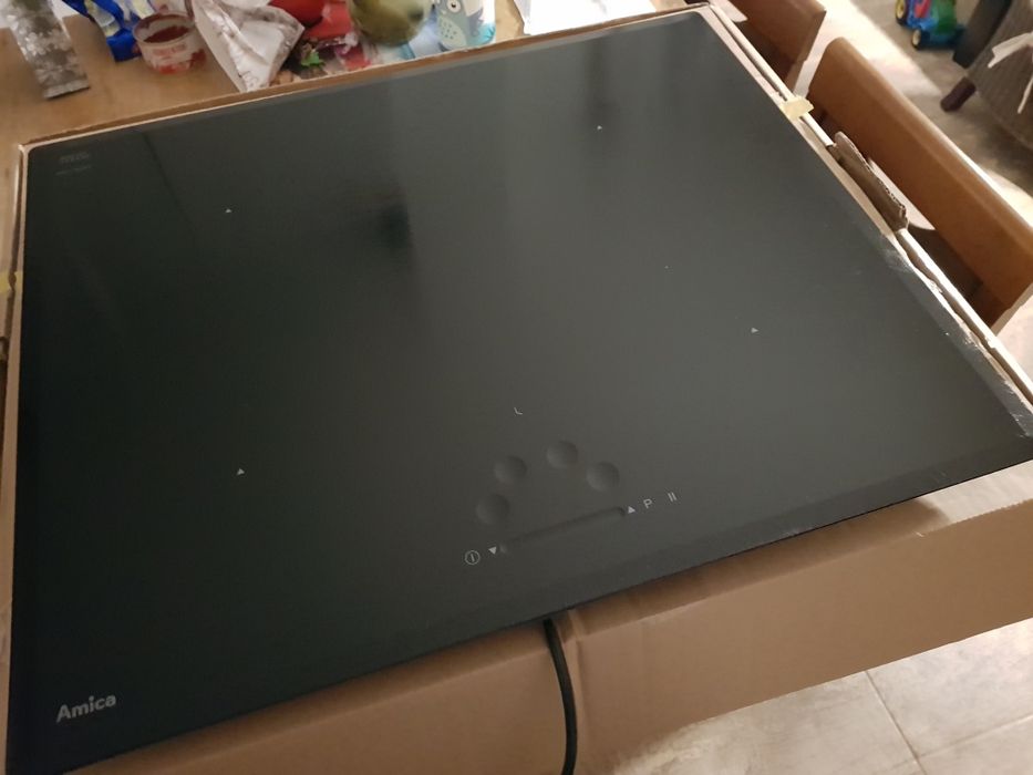 Płyta indukcyjna Amica premium serii Inari pi6511sf stan bdb