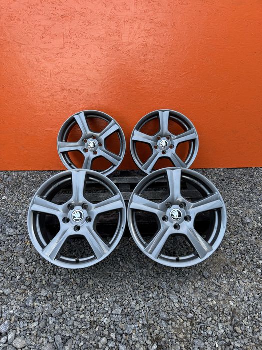 Диски R17 5.112 ET47 шкода а5 а7 гольф пассат кадди тоуран