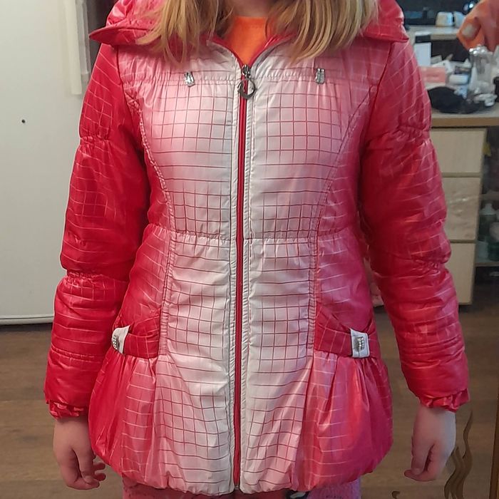 Курточки  для девочки б/у 8-9-10лет