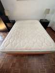 Cama e colchão de Casal 145x190