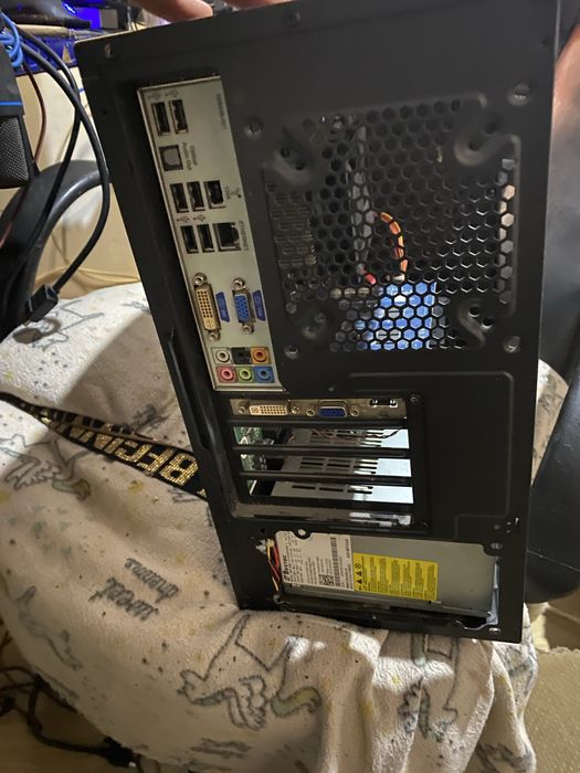 Segue para venda ou troca pc fixo i3