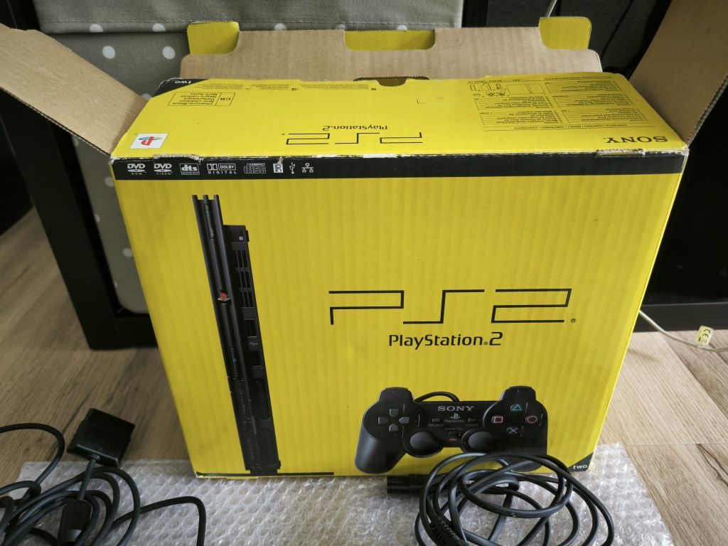 PlayStation 2 Slim 100% completa (Setúbal)