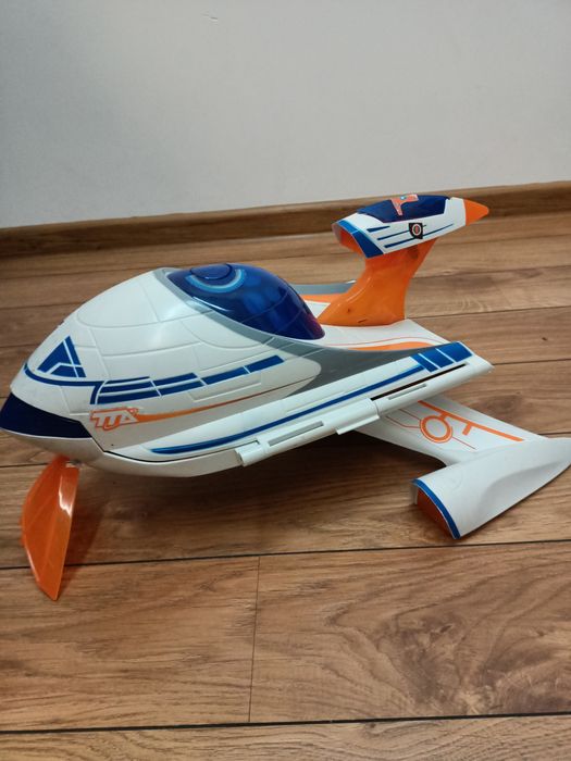 Statek kosmiczny Miles z przyszlosci