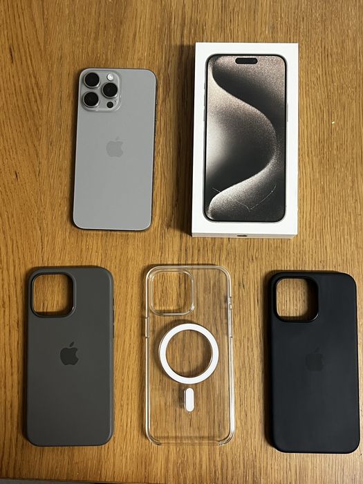 iPhone 15 Pro Max 256 + Capas