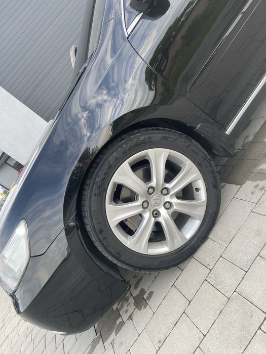 Honda Legend 3.7 4x4.