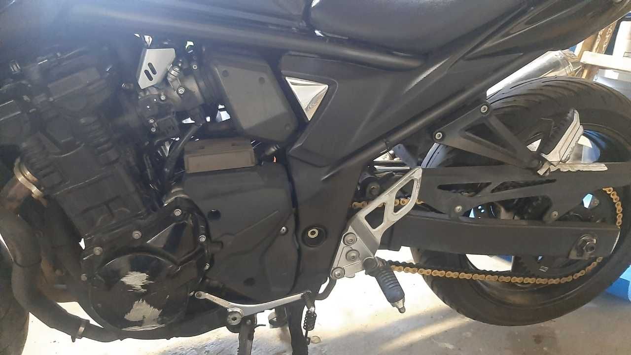 Części Suzuki Bandit 650 Rok 2009