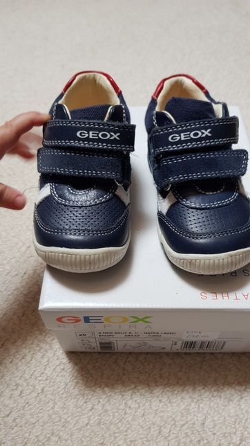 Buty dziecięce Geox rozmiar 20 oddychające