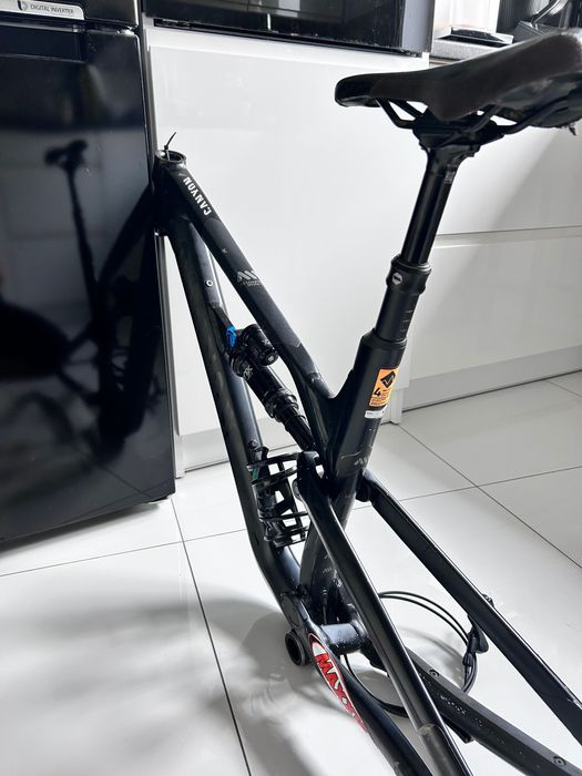 Canyon spectral AL M 27,5 + Fox DPX2 frameset trail enduro jibber