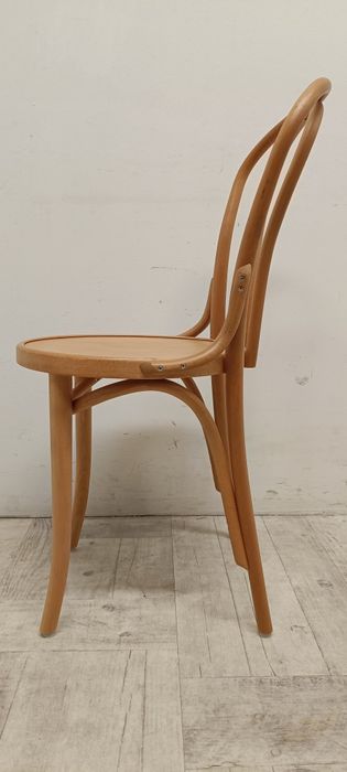 krzesło krzesła  gięty buk model Thonet A-18 do salonu jadalni stołu