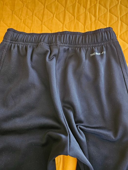 Bluza, spodnie dresowe i bluzka NIKE z USA, 10-12 lat,