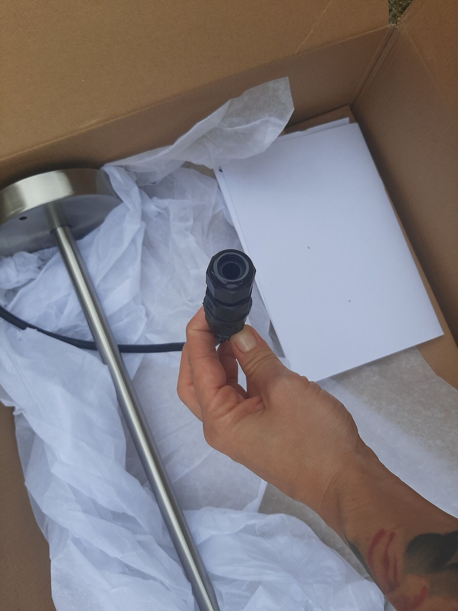 Lampa ogrodowa nowa