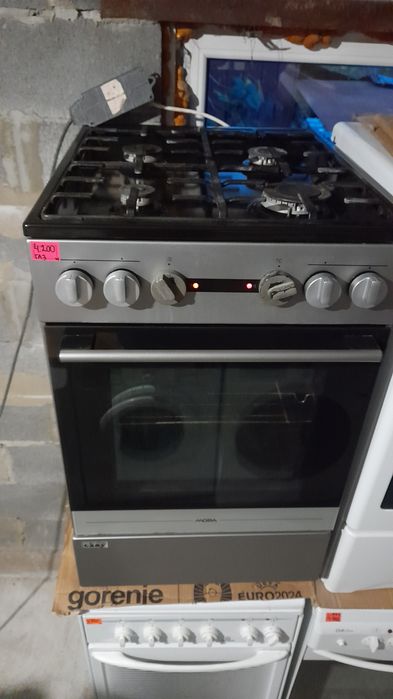 Газ - електро плити.