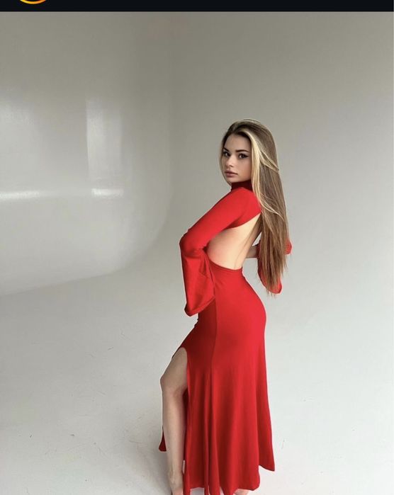 Нарядна сукня. Сексуальна сукня