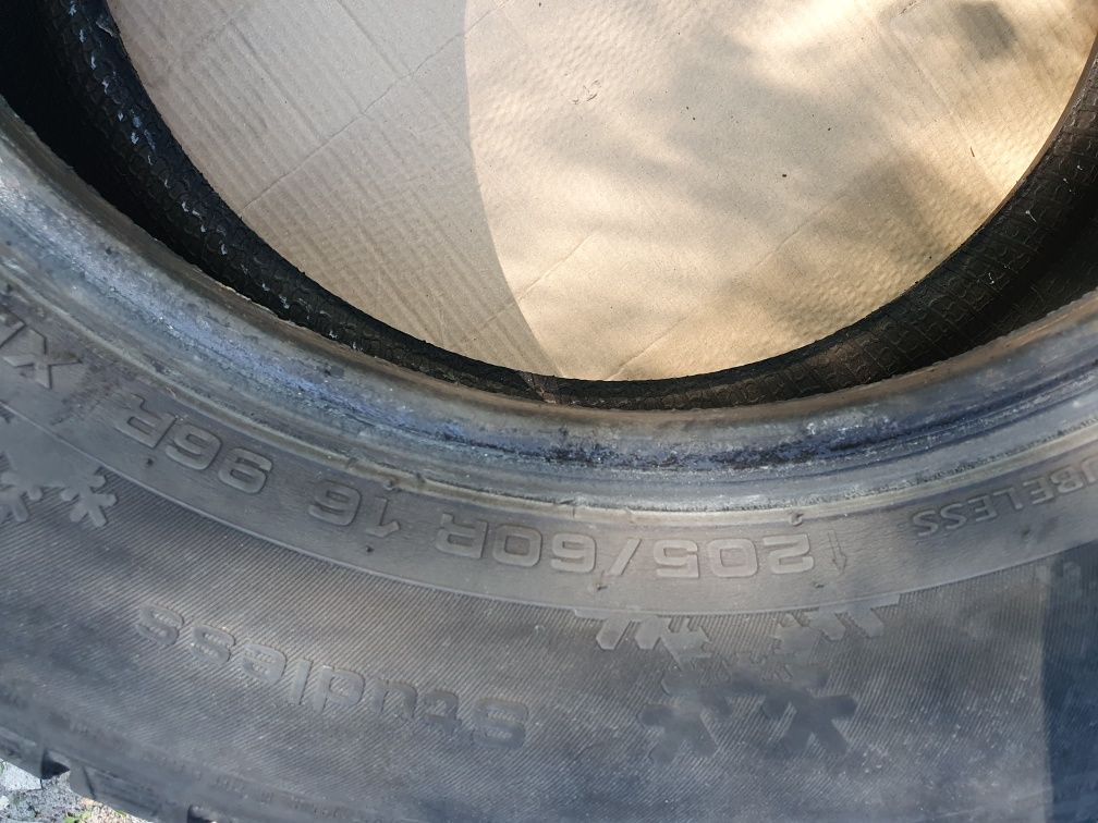 Kumho 205/60 r16