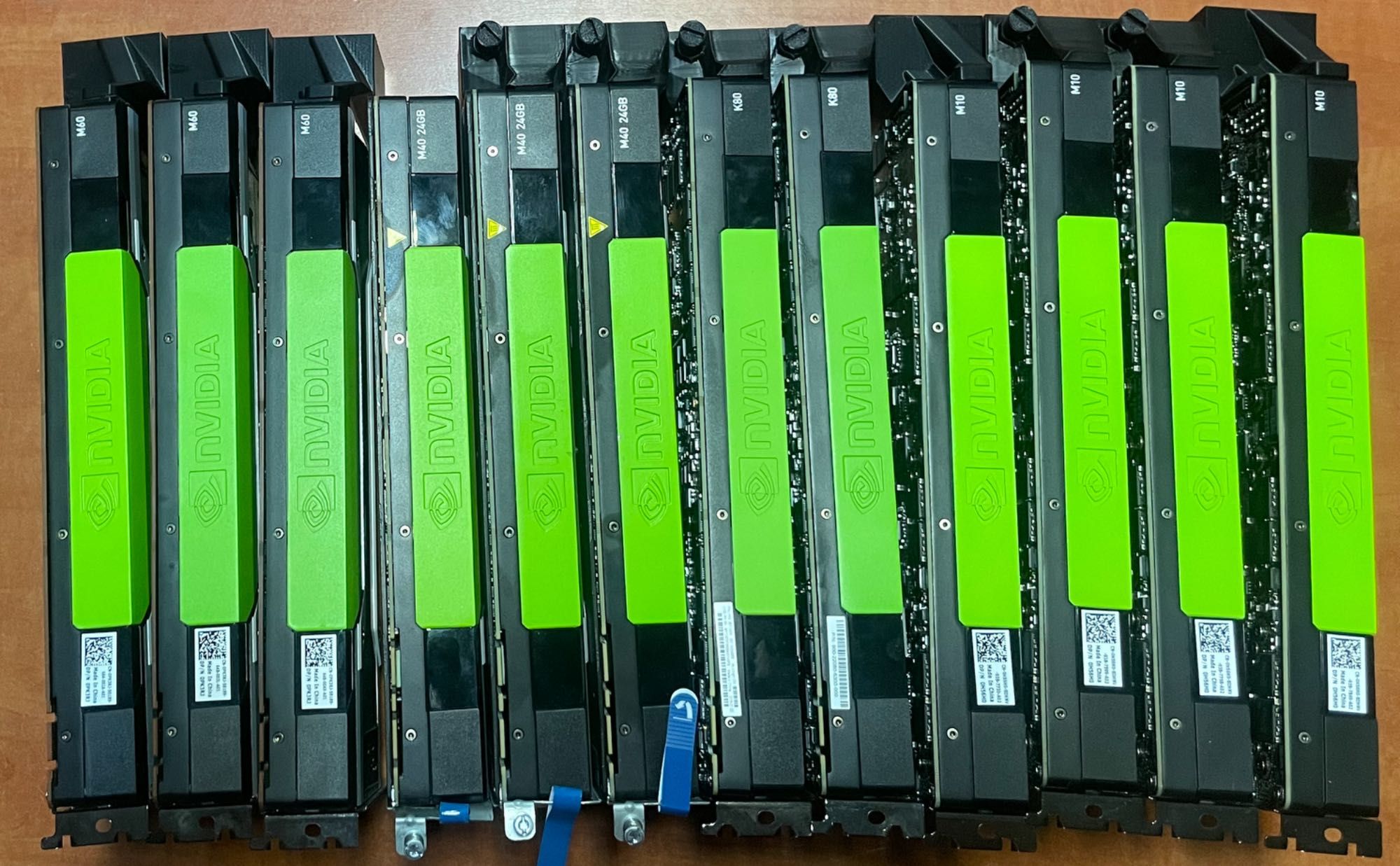 12 kart Nvidia Tesla M10 M40 M60 K80 16GB 24GB 32GB AI Deep Learning
