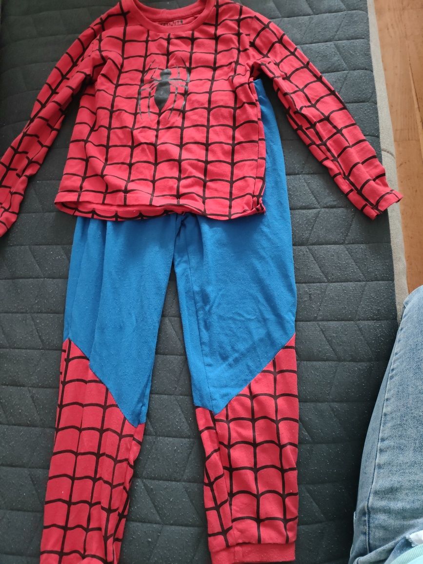 Piżamka Spiderman 122