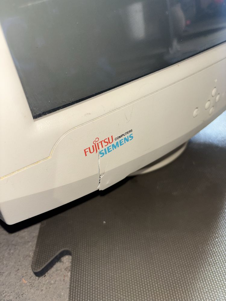 Monitor fujitsu siemens
