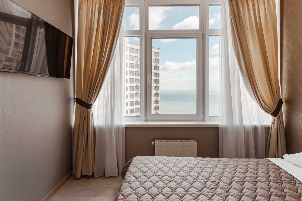 Сдам 2х комн квартиру 32 Жемчужина, без выселения на лето