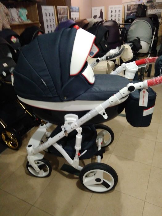Коляска 2 в 1 Adamex Monte Deluxe Carbon D32