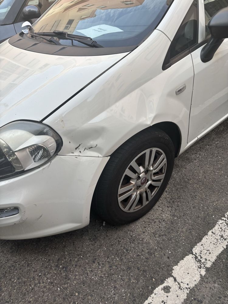 Fiat Punto 2018 - Benfica