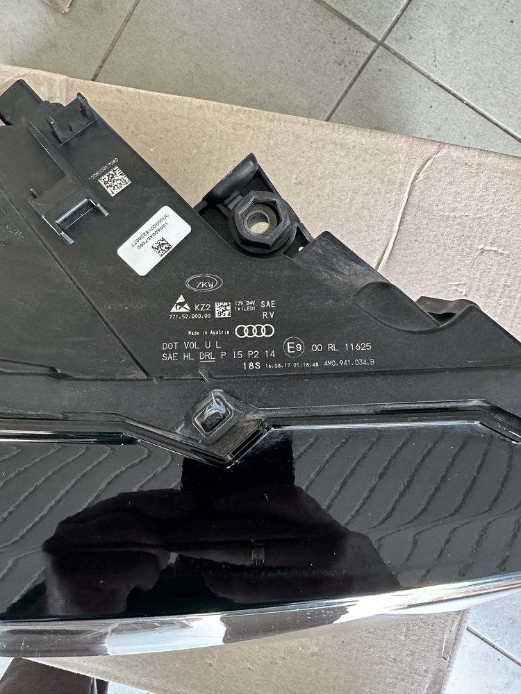 Фара права на  Audi Q7 4М FULL LED
