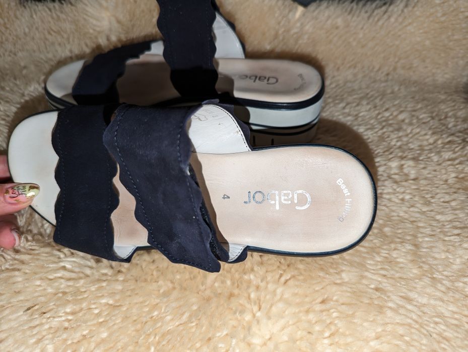 Gabor шльопанці 37 р по устілці 24 см на липучці ширина 8.5 см танкетк