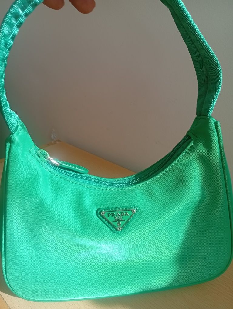Prada nowe oryginalne mini torebka