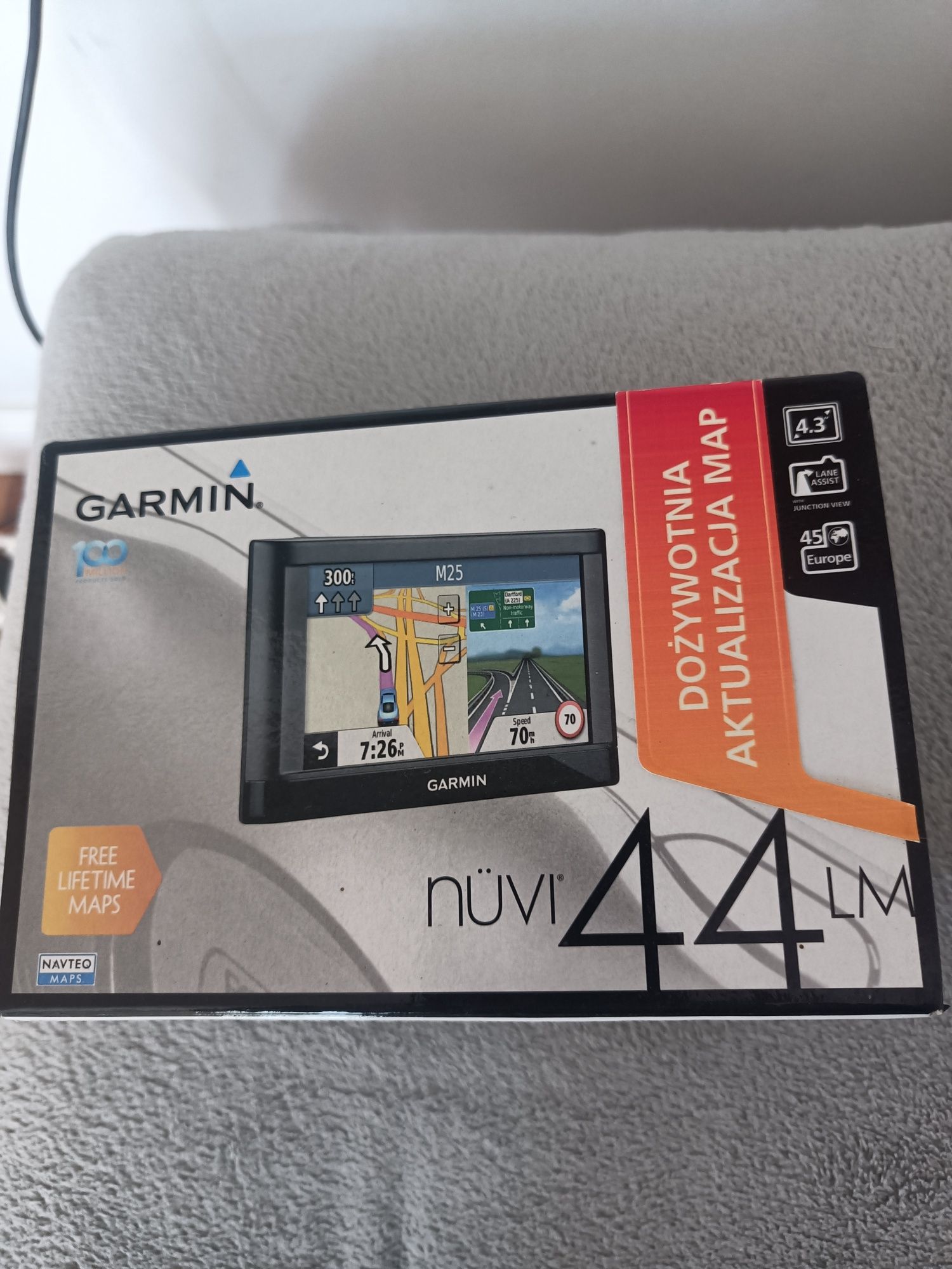 Nawigacja samochodowa Garmin nuvi 44 LM44