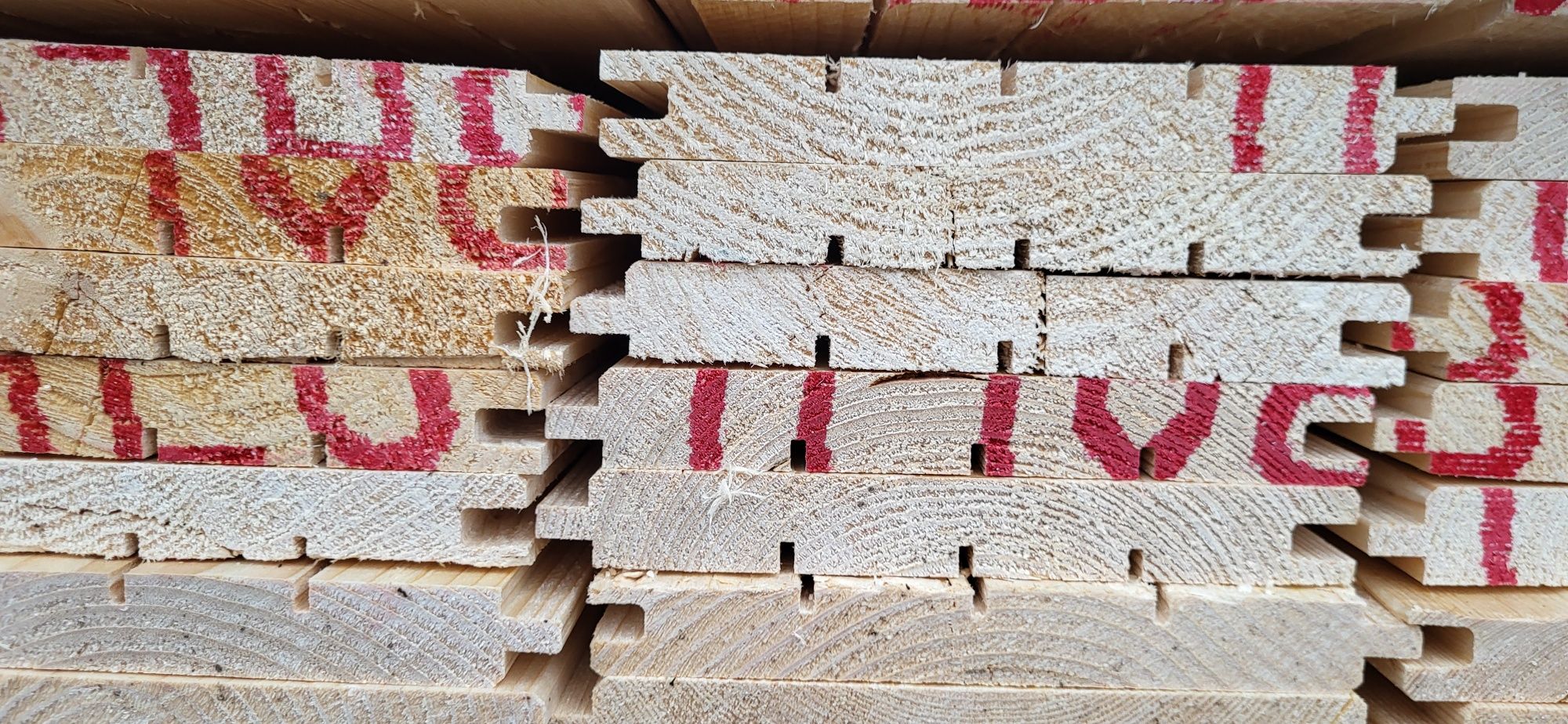 Deska 18x146 podbitka boazeria elewacyjna nadbitka V faza i softline 1