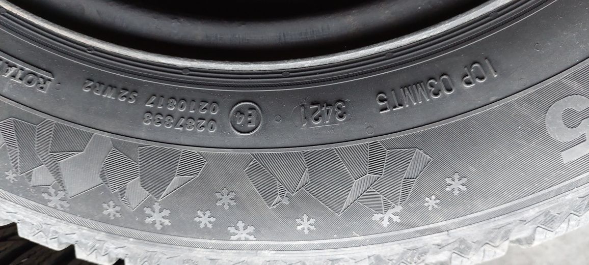 4x Opona zimowa Semperit Speed Grip 5, rozmiar 195/65 R15 na feldze