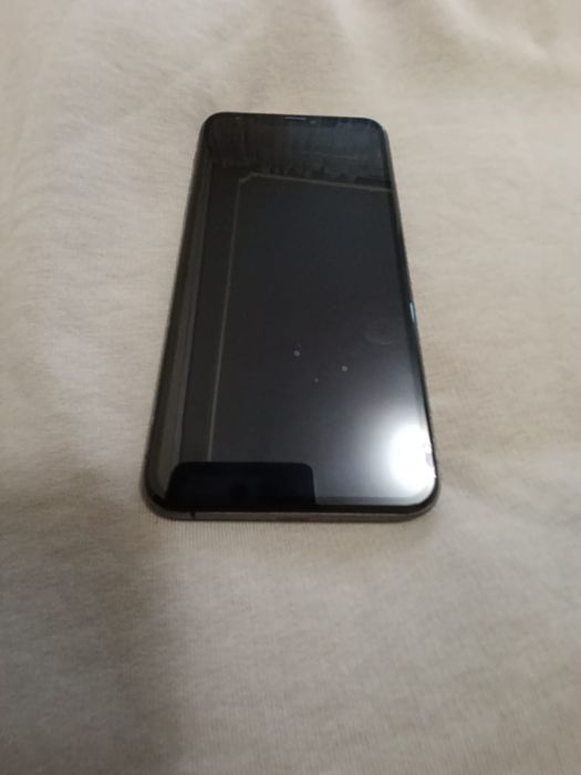 Iphone 11 pro max 256 а дуже чудовому стані