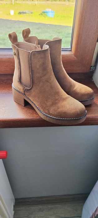 Botki damskie brązowe nowe
