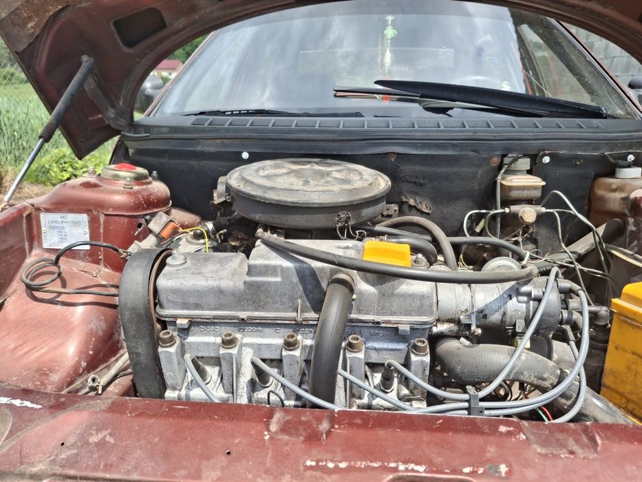 Продам машину  .