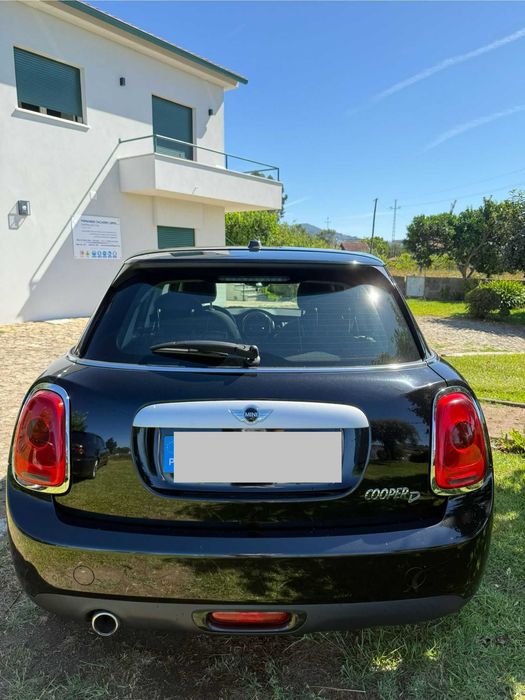Mini Cooper D 5 portas 2015
