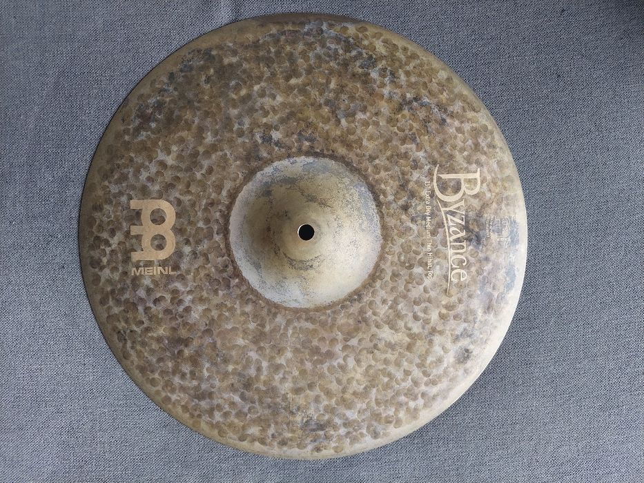 Meinl Byzance Extra Dry Hi-Hat 15" — Usados, excelente estado