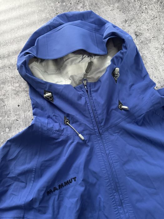 Куртка ветровка Mammut gore tex с капюшоном на мембране