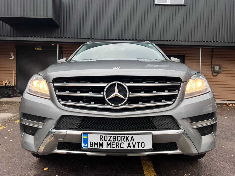 Передний бампер AMG Mercedes ML W166 передній бампер МЛ 166 C792