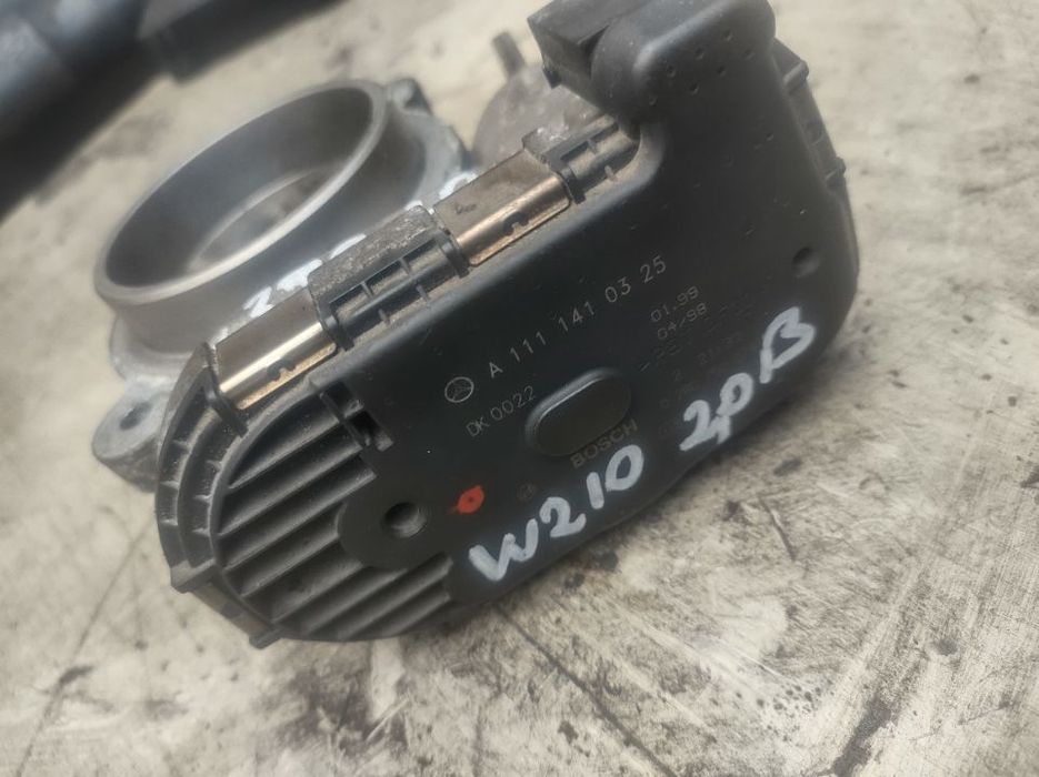Mercedes  W210 2,0  16V W202 przepustnica1111410325
