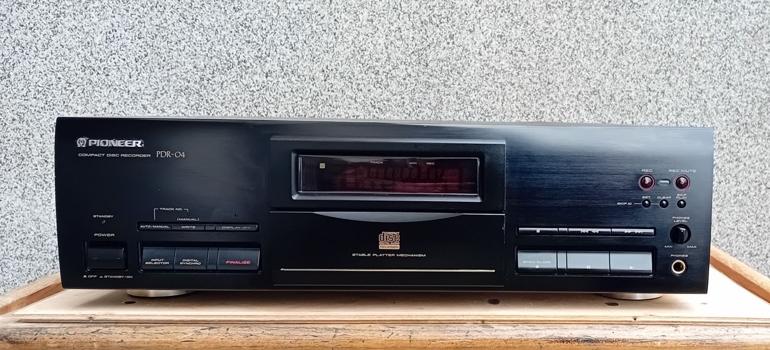 Pioneer CD  PDR-04. CD z nagrywarką