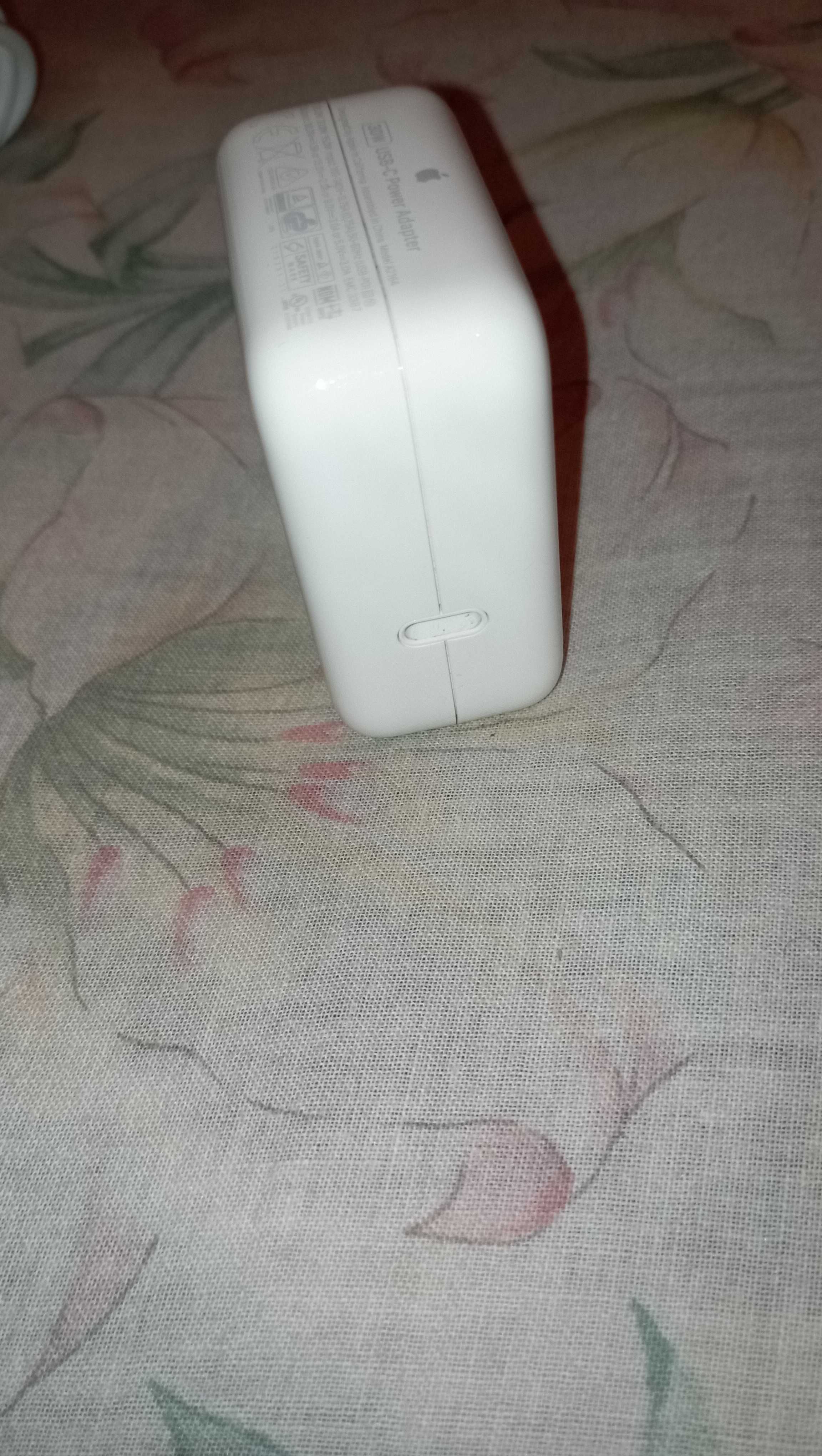 Зарядний пристрій Apple 30w USB-C Power Adapter