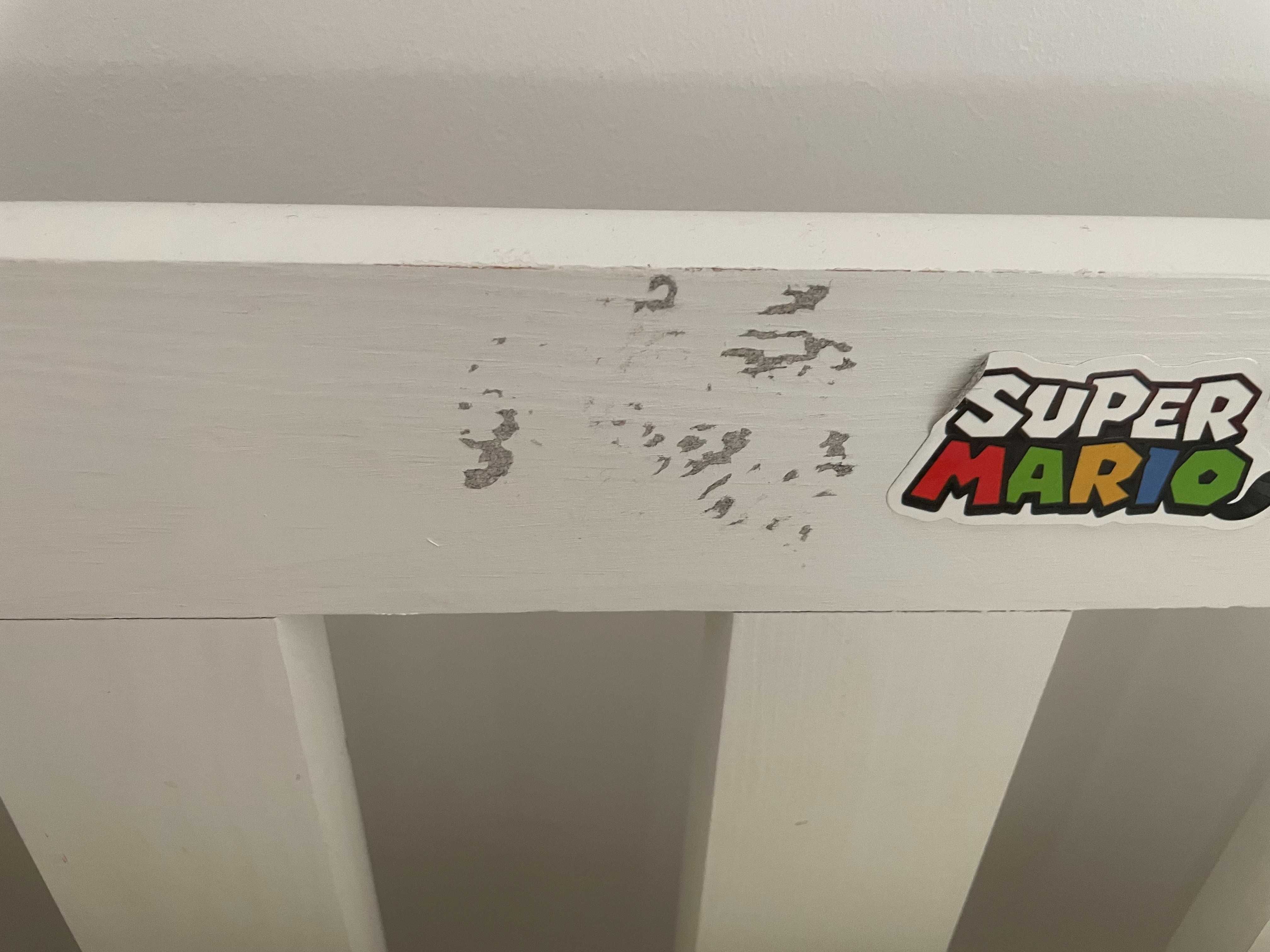Sprzedam łóżko dziecięce 80x160 z litego drewna + 2 materace