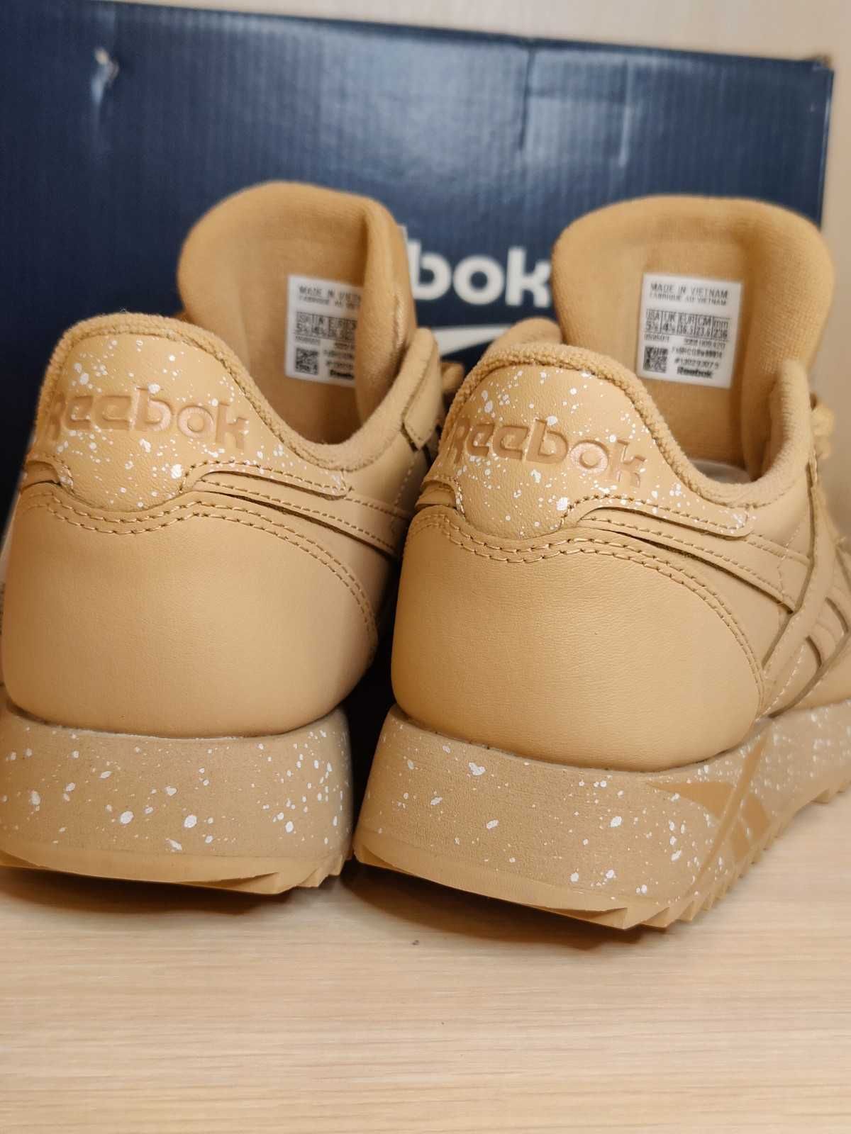 Кросівки жіночі Reebok