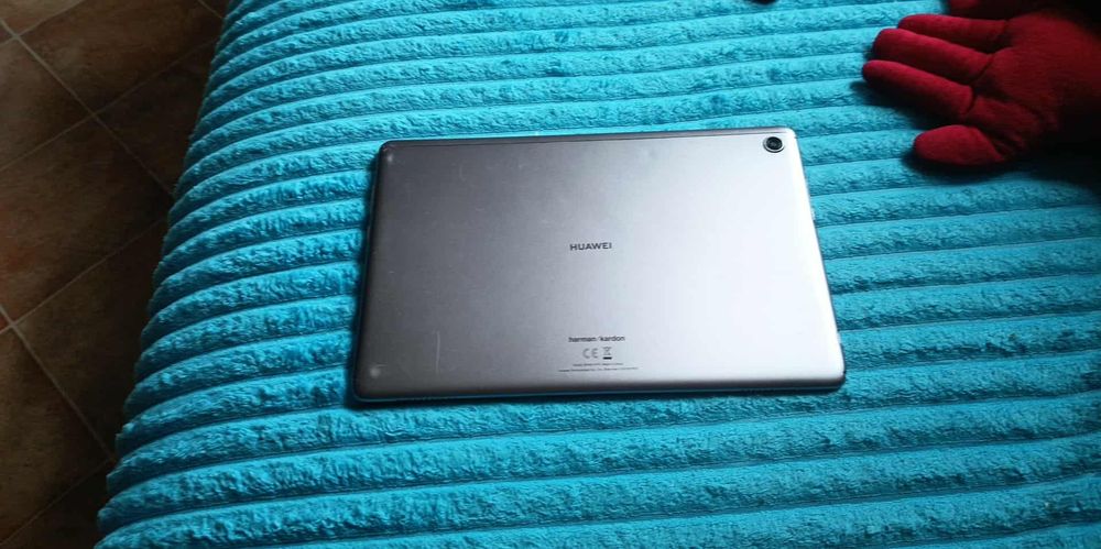 huawei mediapad m5 lite 10 4/64 lekko porysowany ekran