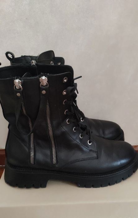 Демісезонні шкіряні сапожки