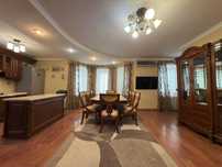 Продам 3х комнатную в центре с автономкой  на Петропавловской.