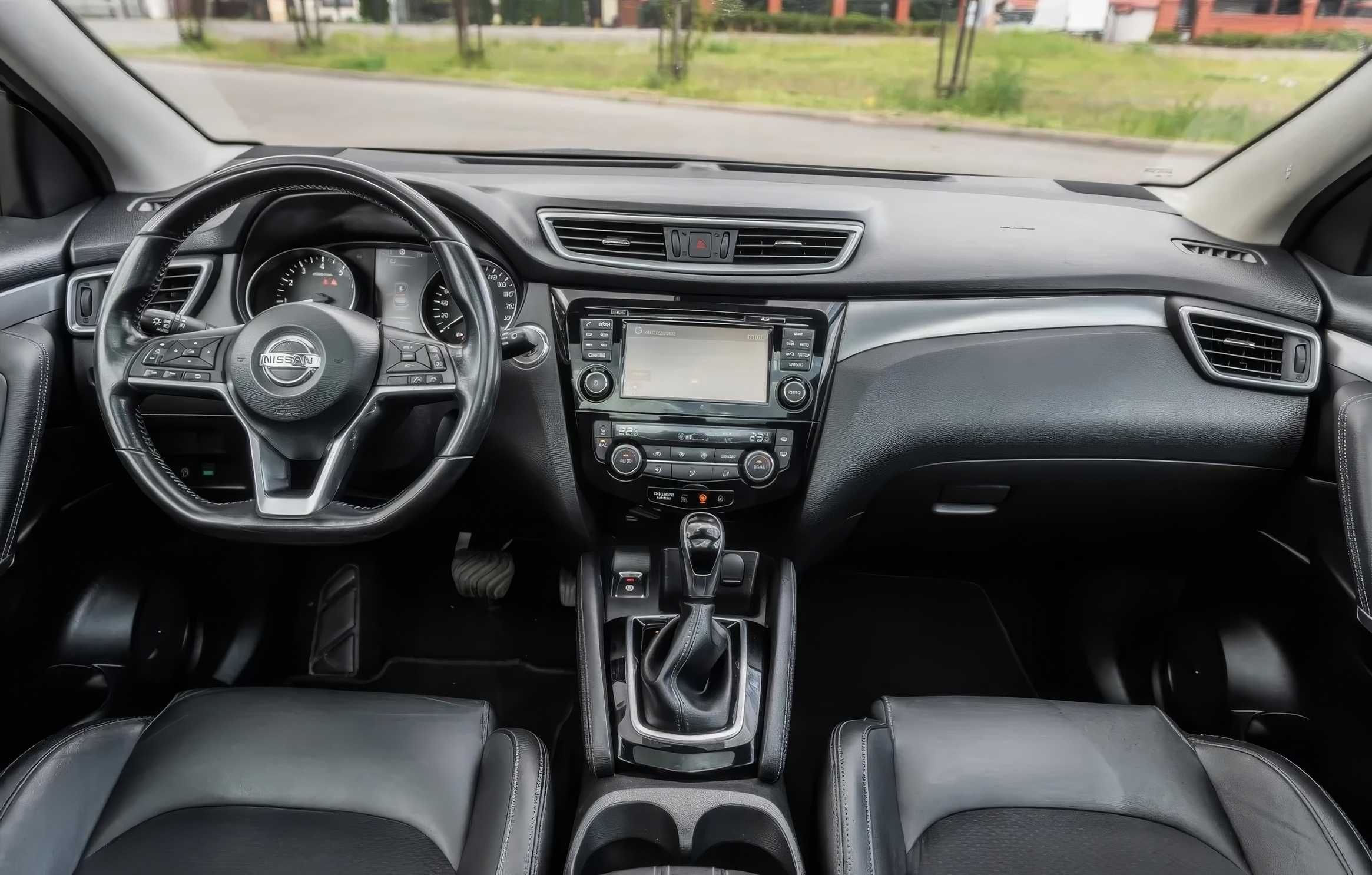 Nissan Qashqai DIG-T N-Connecta Xtronic 2017