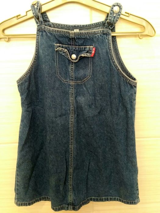 Сукні, сарафани для дівчинки