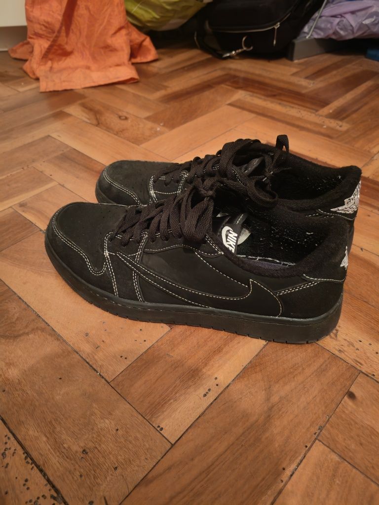 Travis Scott reverse mocha