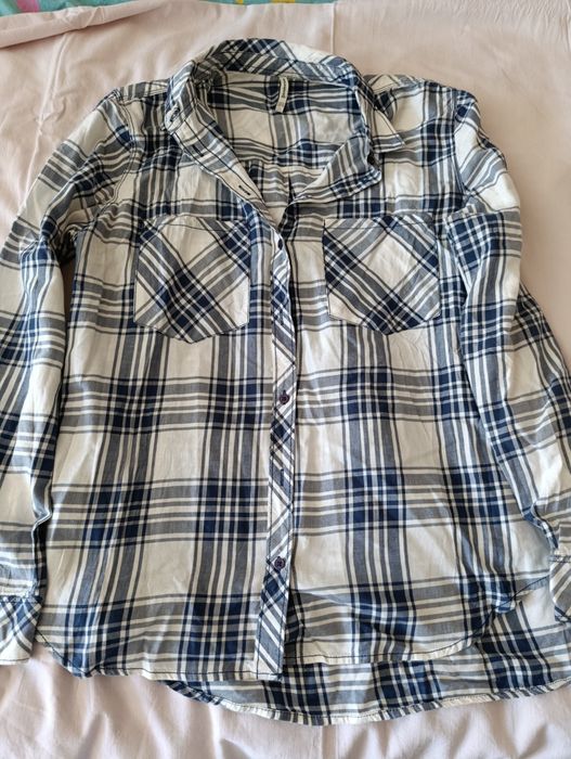 Продам мужские рубашки и футболки