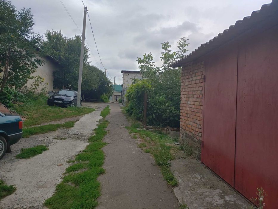 НЕРУХОМІСТЬ від ОЛЕКСАНДРА!!! Частина будинку по Старицького.